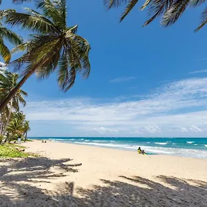 Condado Apt- Private Beach, Pool, & Family Ready! San Juan